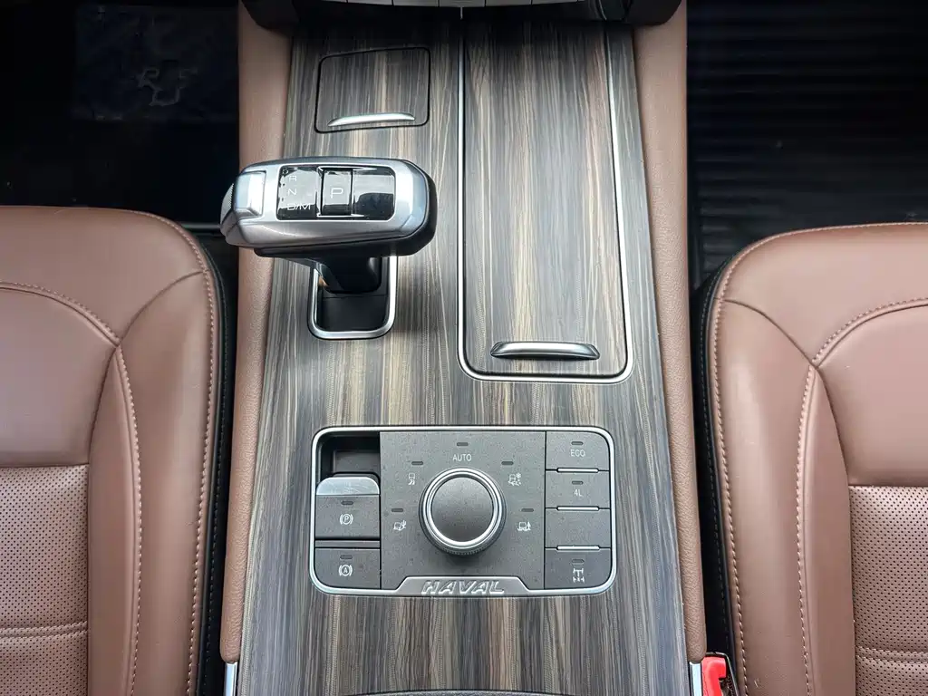 Haval H9 2017 — фото 13