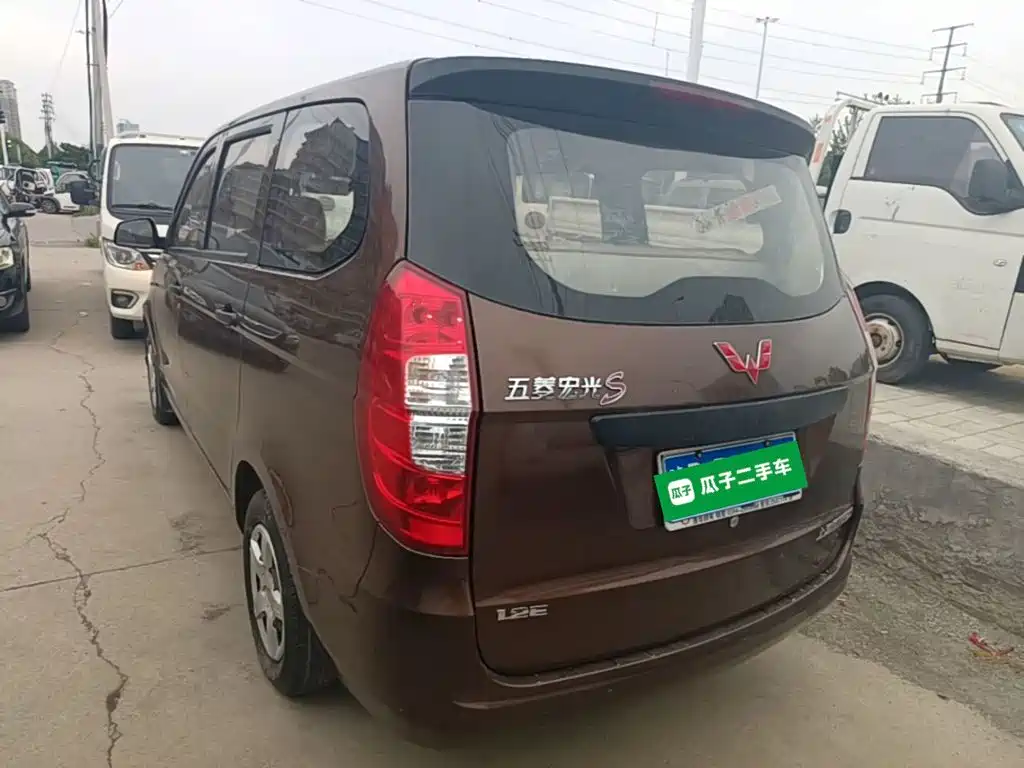 Wuling Hongguang 2016 — фото 5