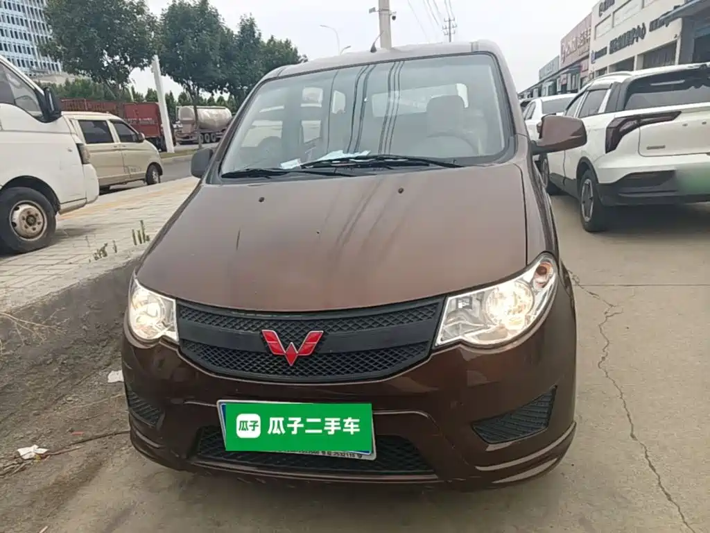 Wuling Hongguang 2016 — фото 3