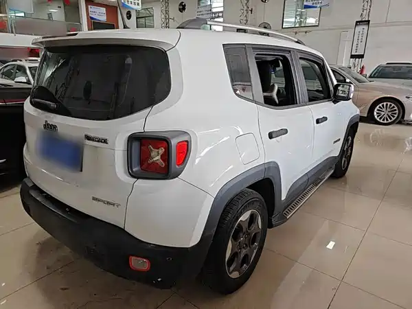 Jeep Freeman 2016