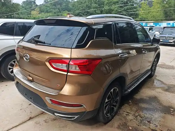 GAC Trumpchi GS4 2017