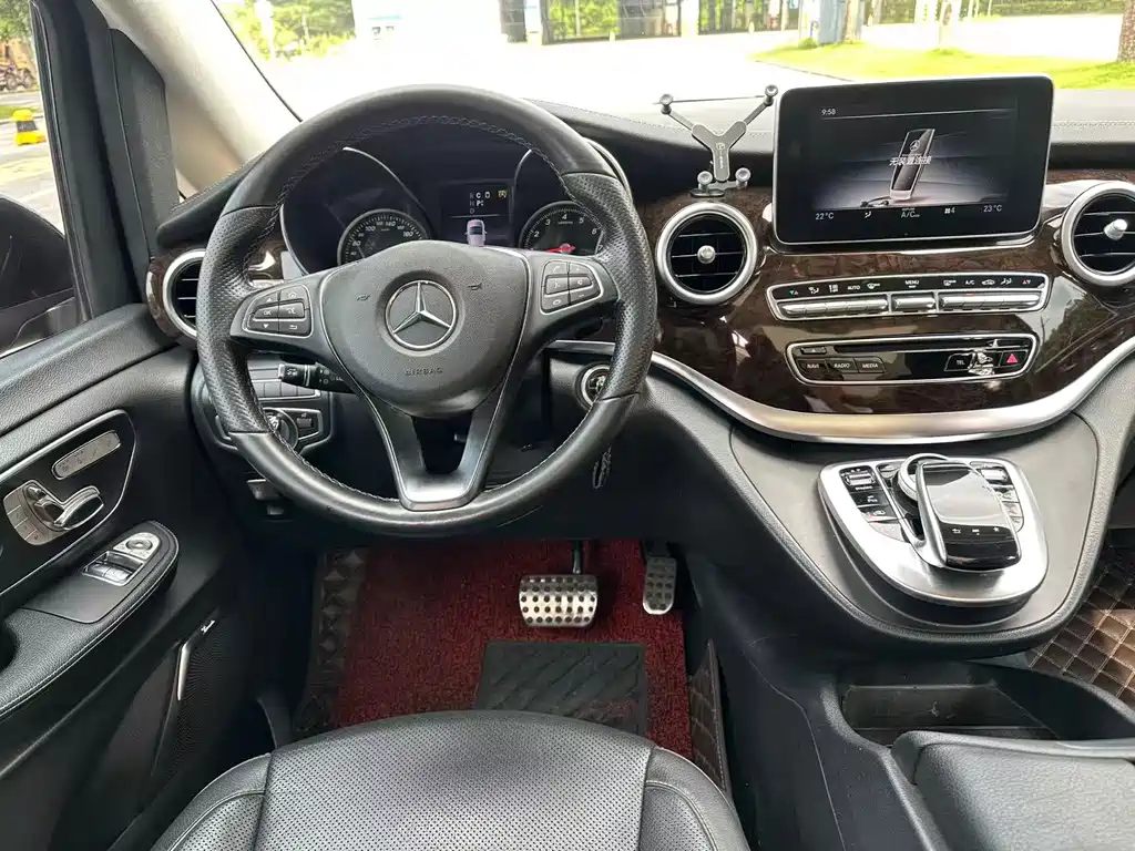 Mercedes-Benz V-Class 2019 — фото 4