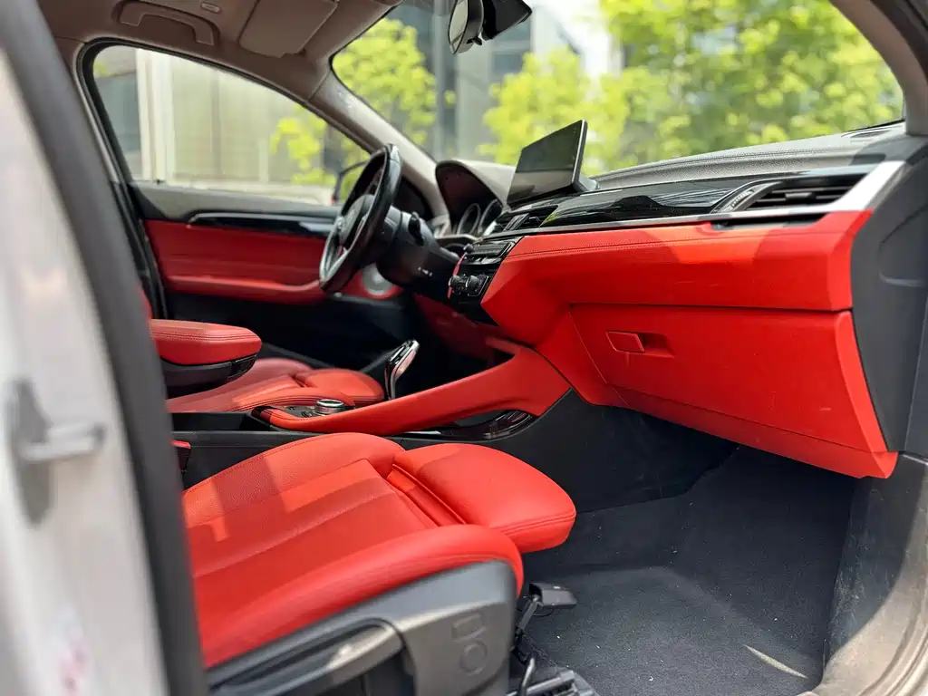 BMW X2 2022 — фото 12