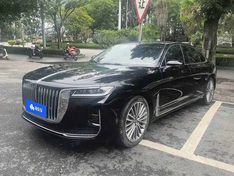 Hongqi H9 2021 — фото 1