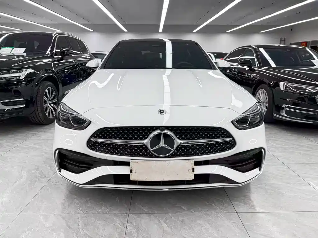 Mercedes-Benz C-Class 2024 — фото 2