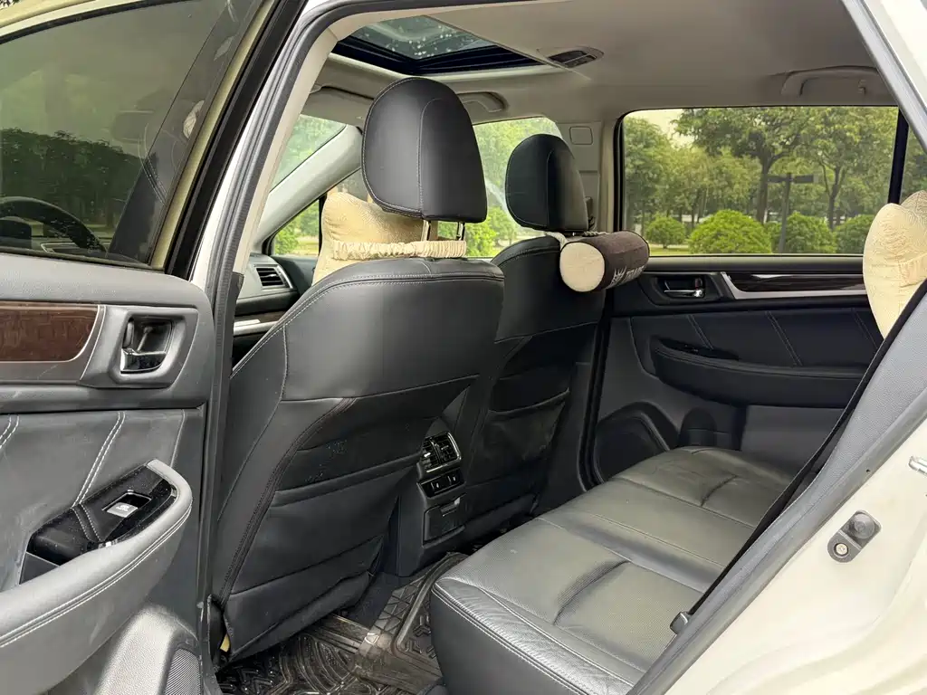 Subaru Outback 2016 — фото 6