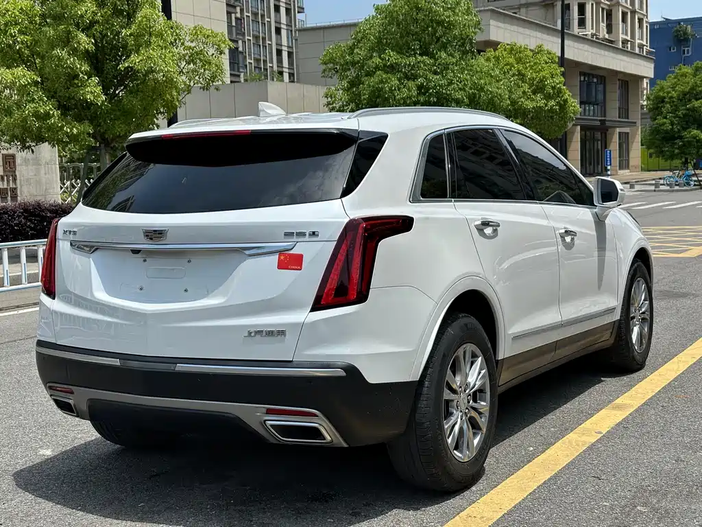 Cadillac XT5 2020 — фото 7