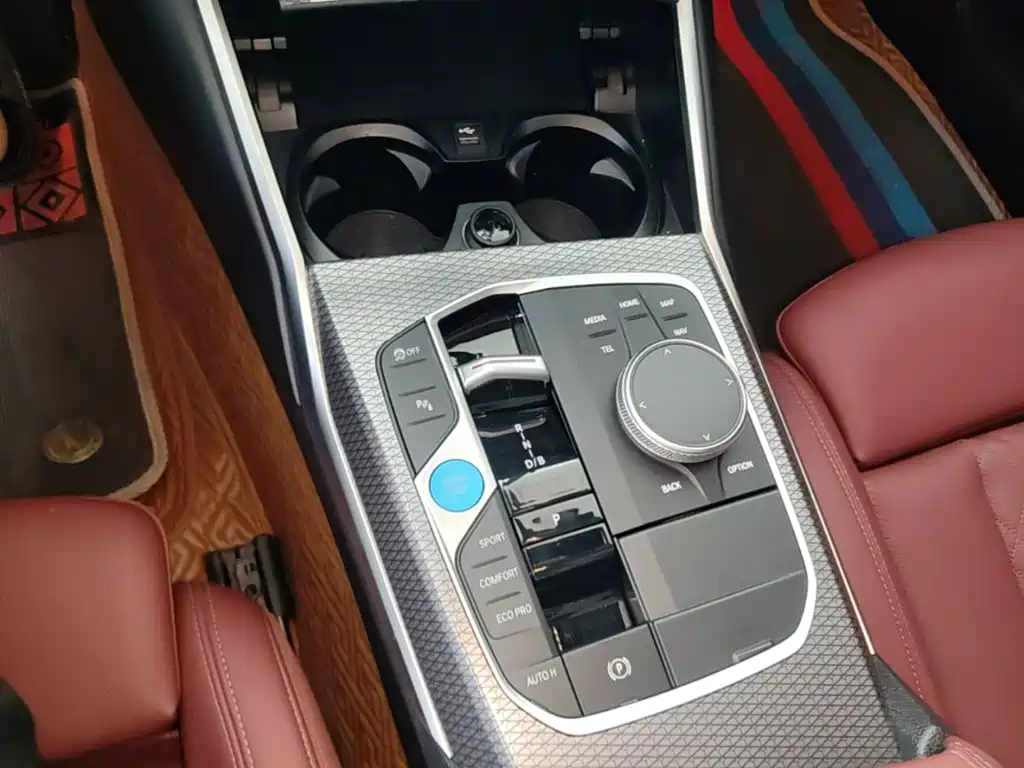 BMW i3 2024 — фото 14