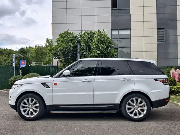 Land Rover Range Rover Sport 2014