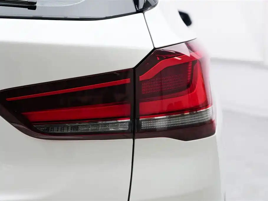 BMW X1 2023 — фото 15