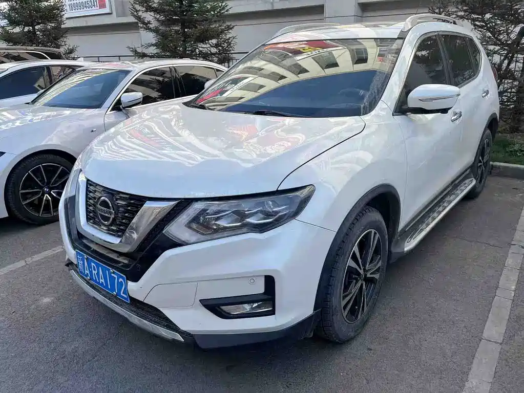 Nissan X-Trail 2021 — фото 1