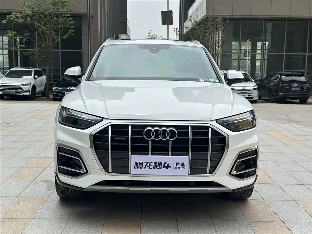 Audi Q5L 2023 — фото 3