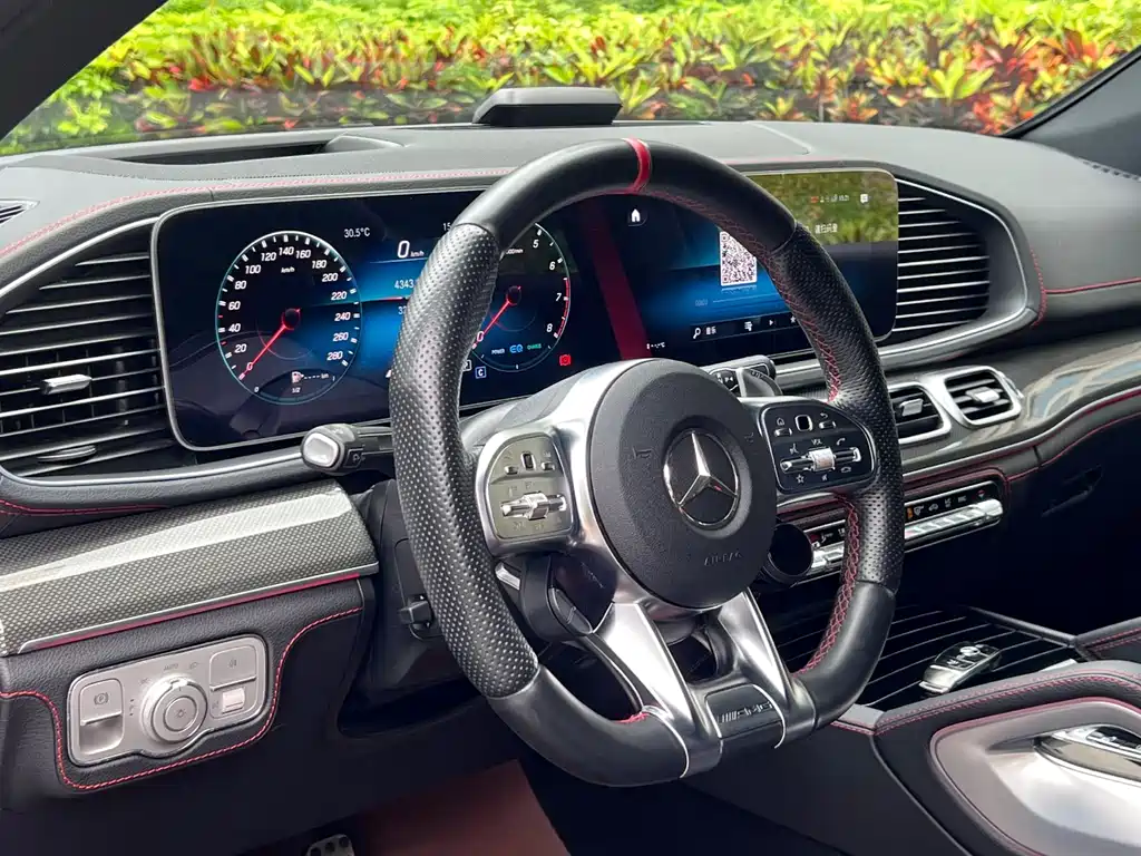 Mercedes-Benz GLE Coupe AMG 2023 — фото 11