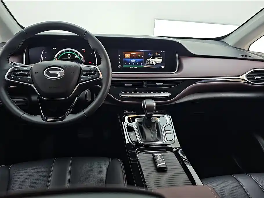 GAC Motor Trumpchi M6 2024 — фото 12