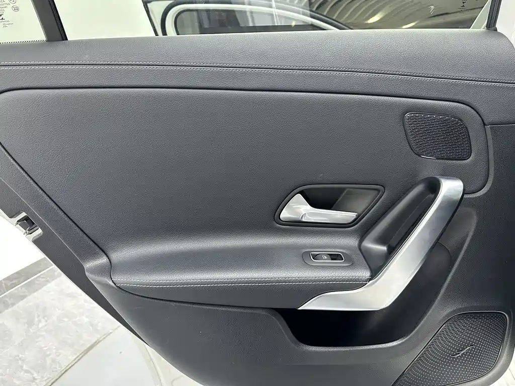 Mercedes-Benz A-Class 2020 — фото 24