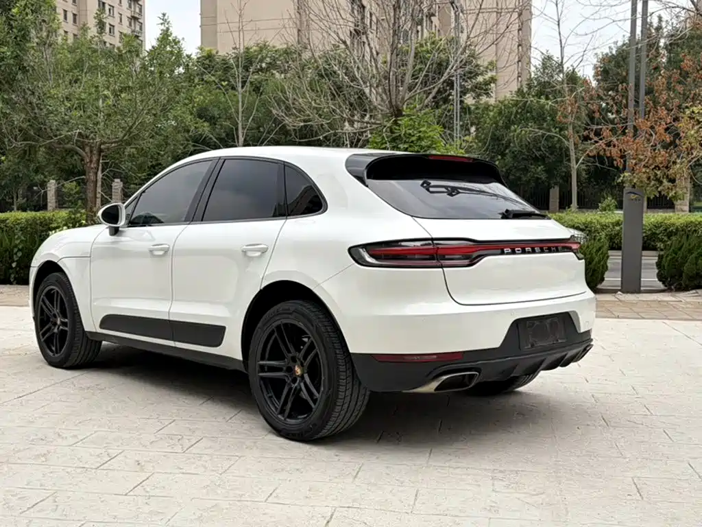 Porsche Macan 2021 — фото 25
