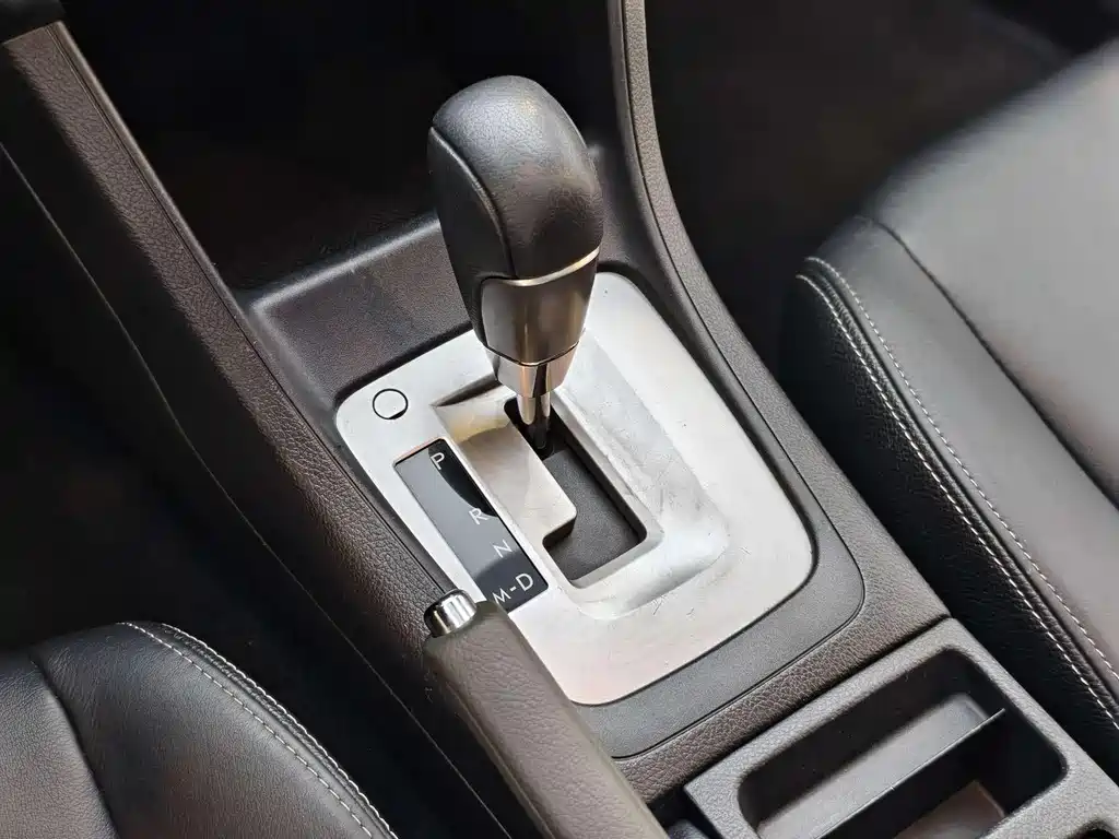 Subaru XV 2013 — фото 8