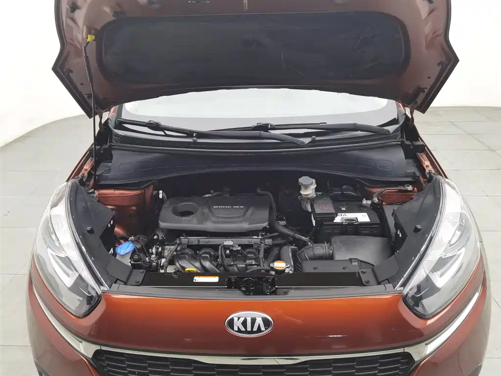 Kia KX3 2015 — фото 6