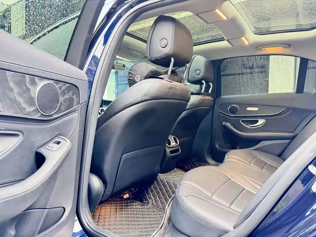 Mercedes-Benz C-Class 2019 — фото 5