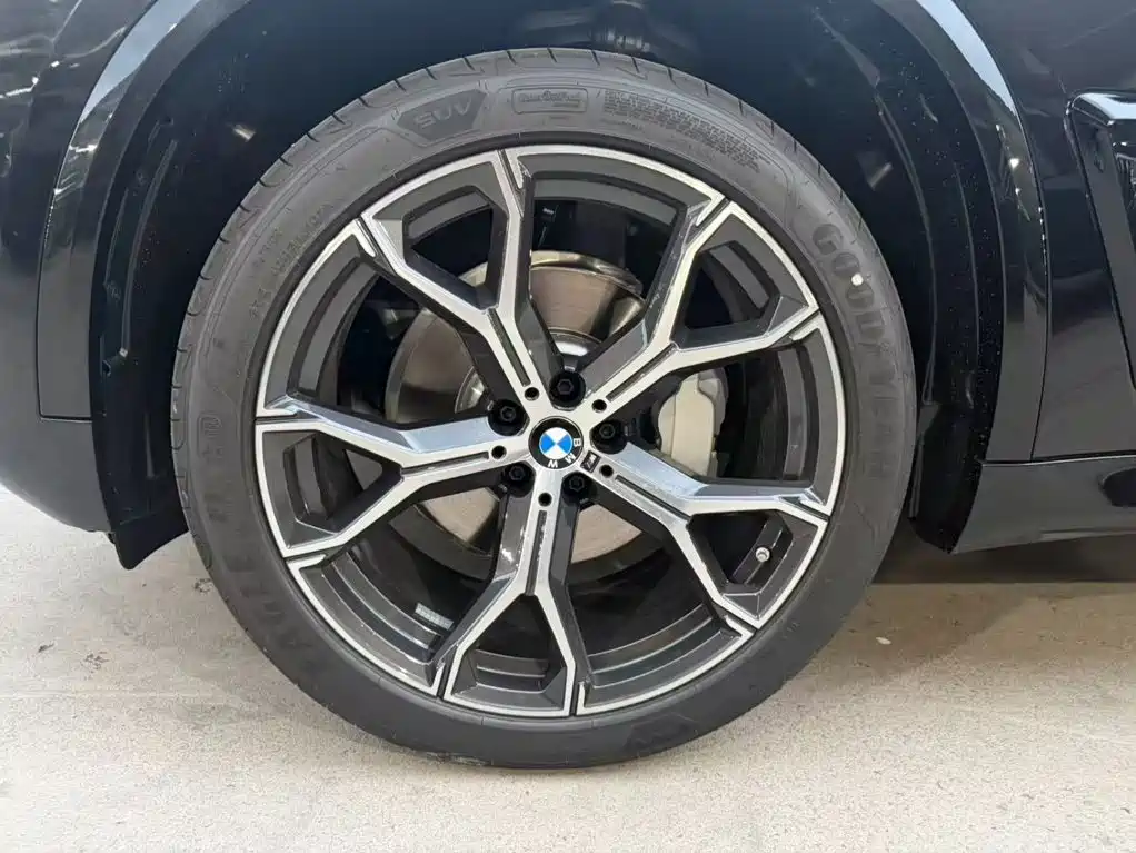 BMW X5 2026 — фото 12