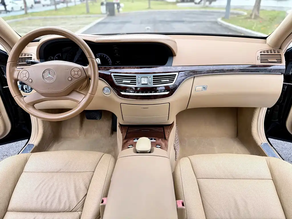 Mercedes-Benz S-Class 2010 — фото 10