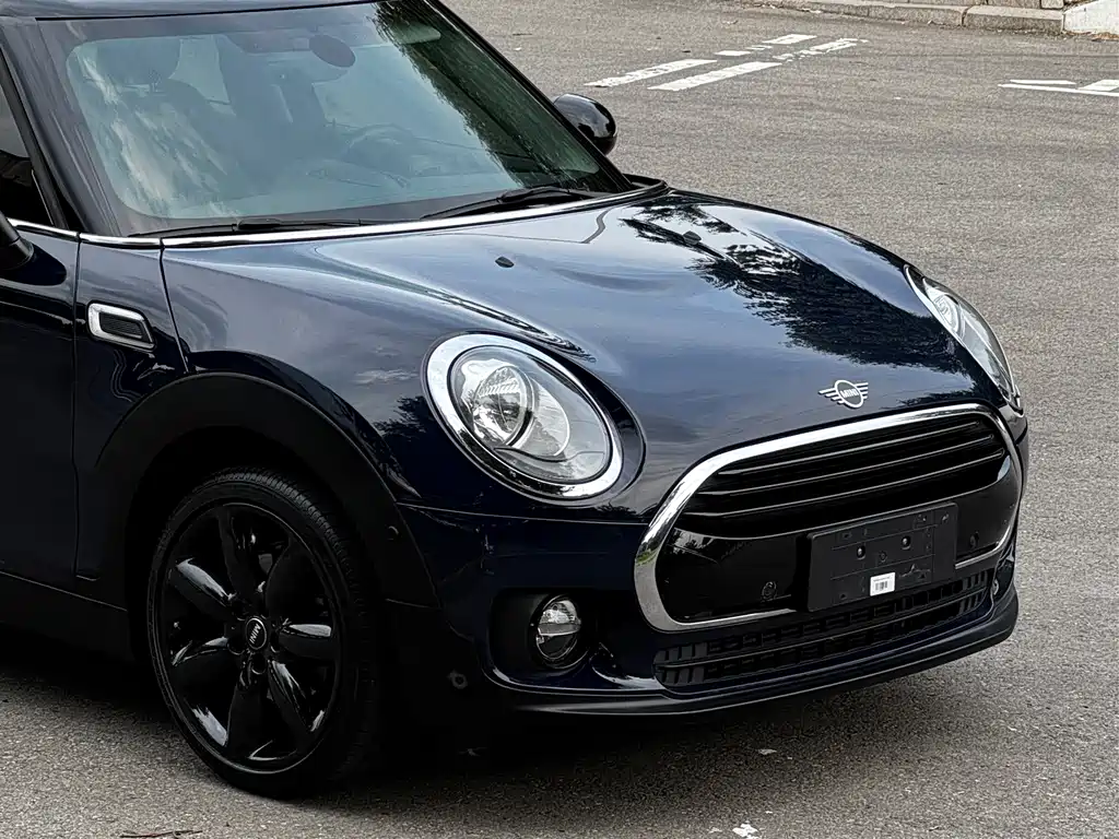 MINI Clubman 2019 — фото 13