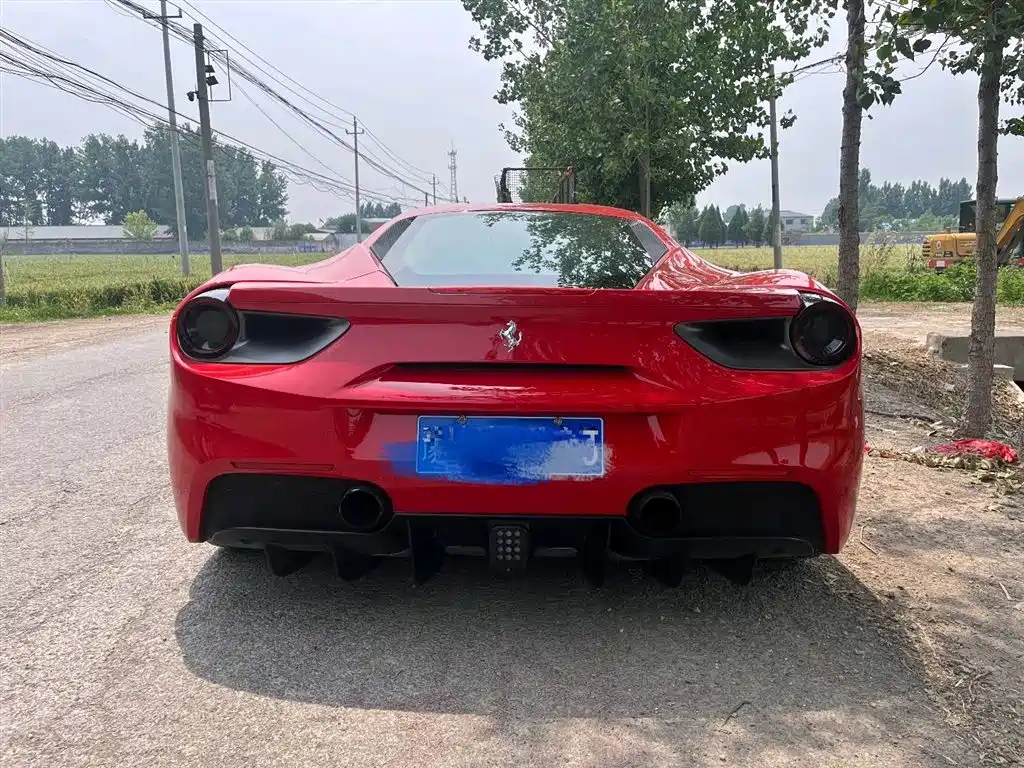 Ferrari 488 2018 — фото 4