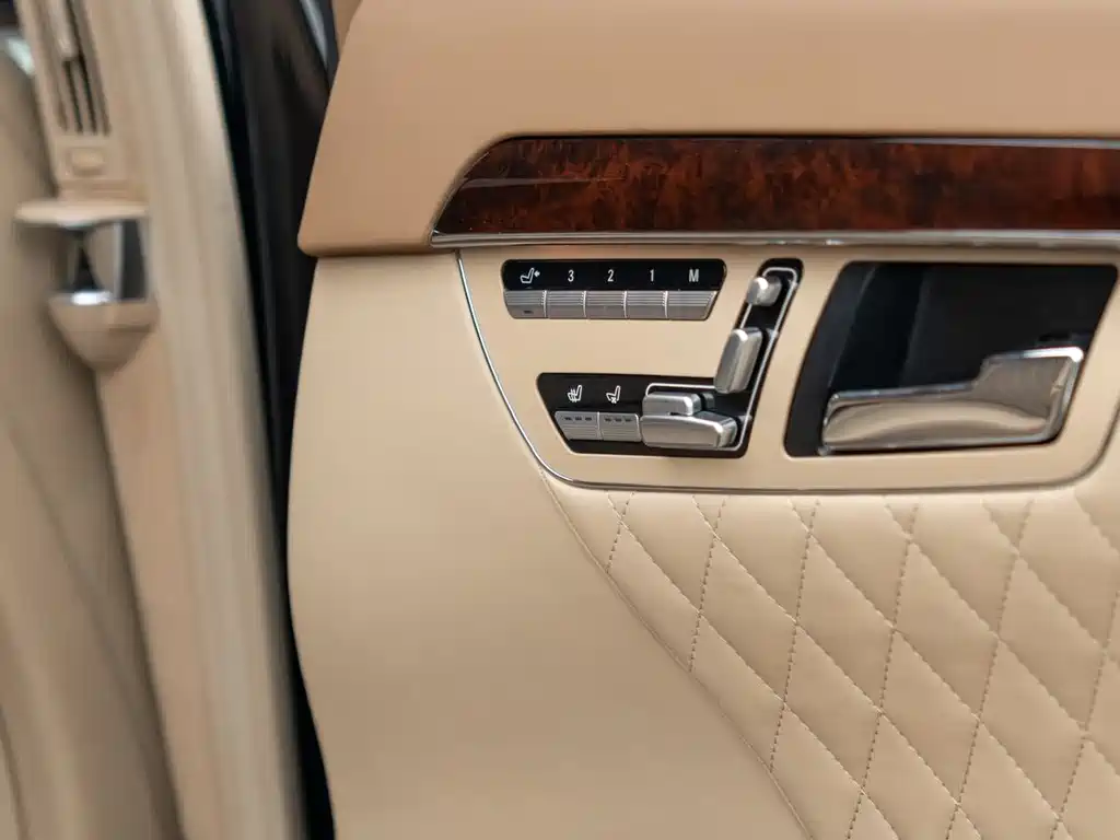 Mercedes-Benz S-Class AMG 2012 — фото 13