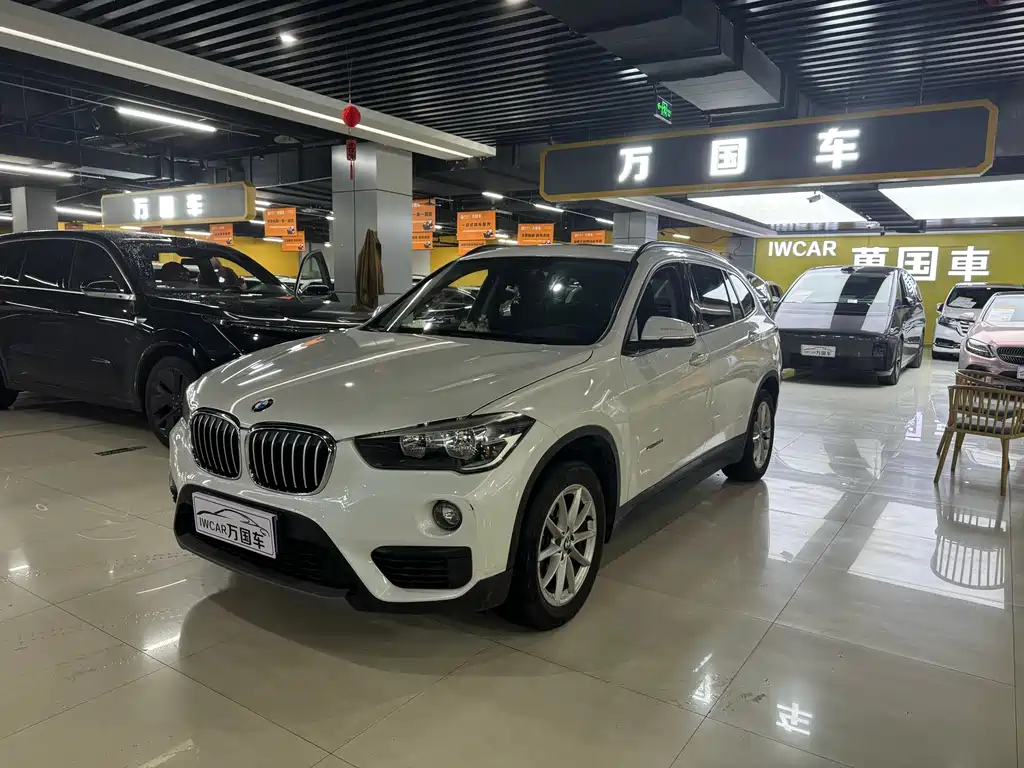 BMW X1 2016 — фото 1