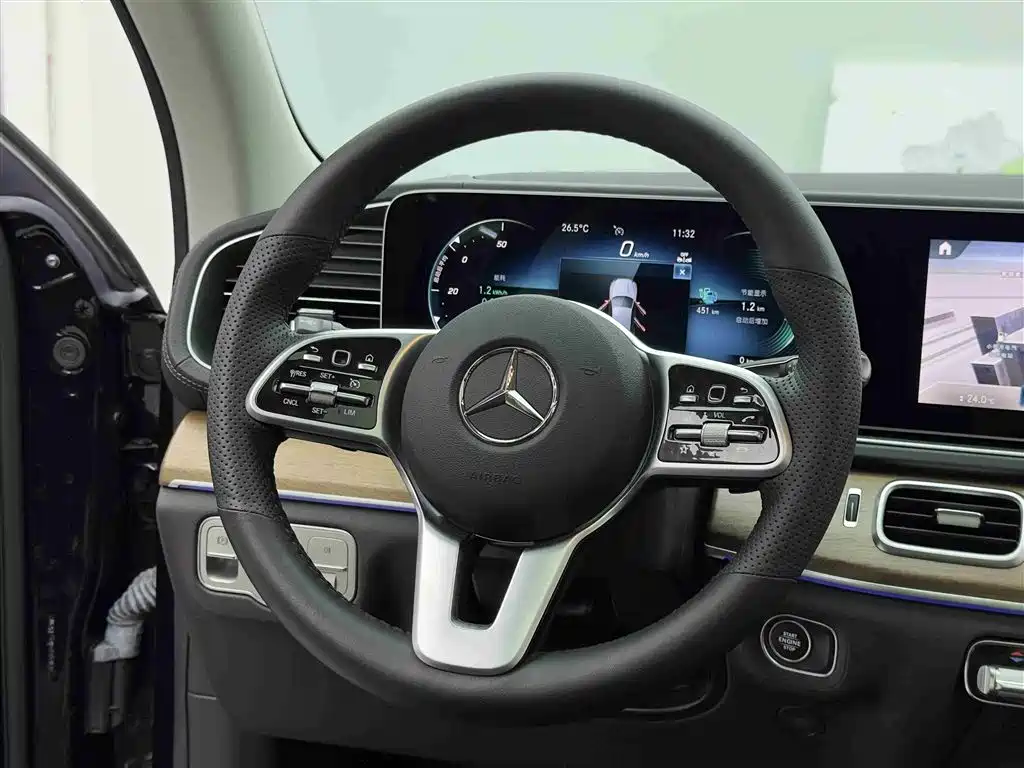 Mercedes-Benz GLE New Energy 2023 — фото 12