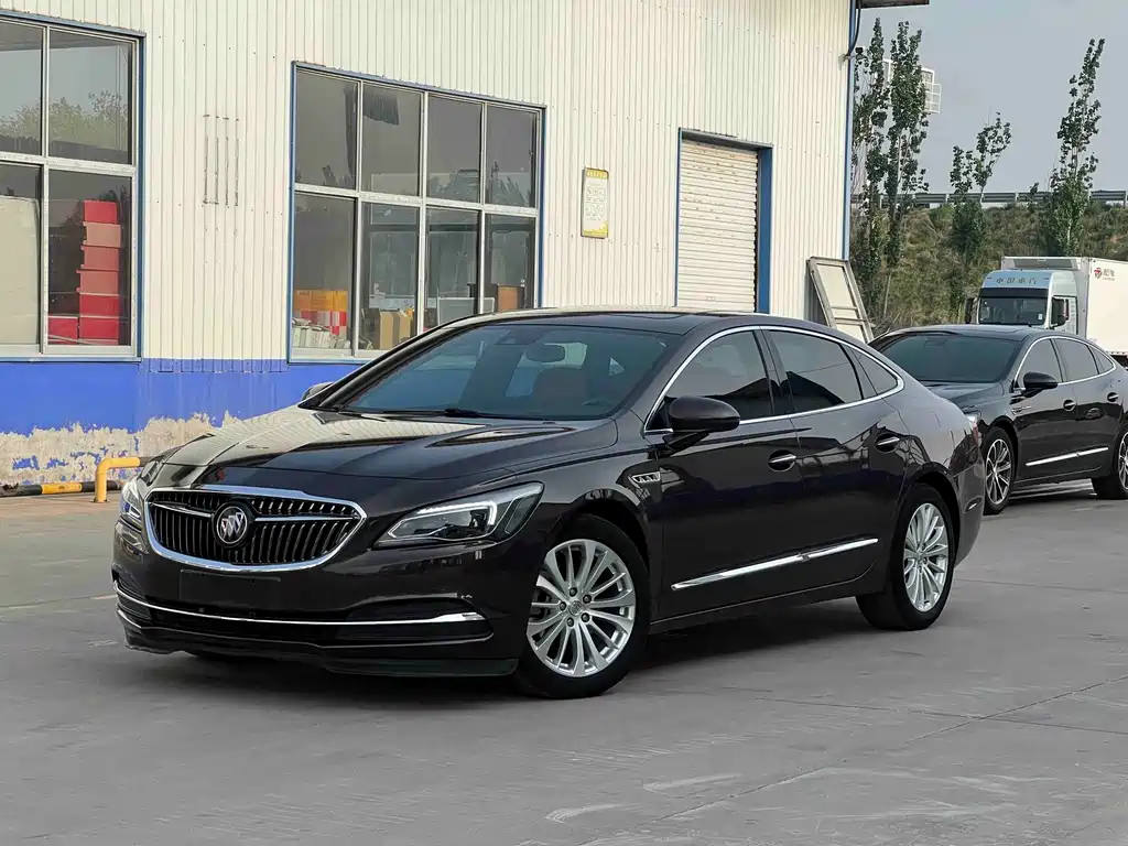 Buick LaCrosse 2016 — фото 1