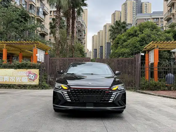 Dongfeng Yixuan MAX 2022