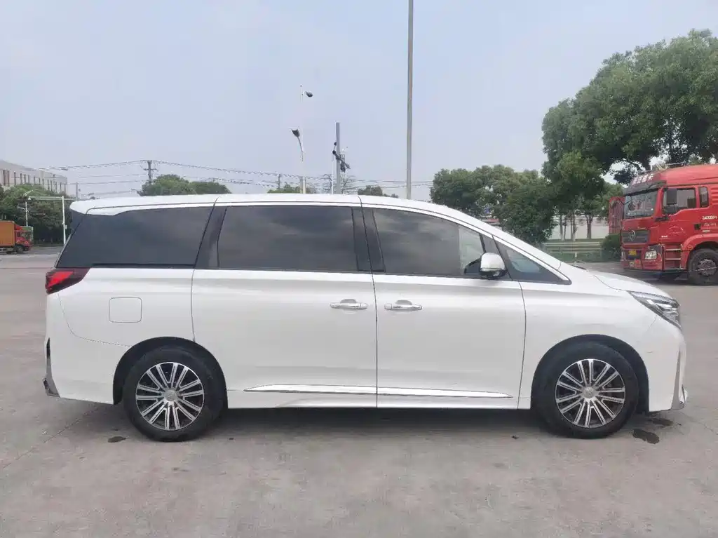 GAC Trumpchi M8 2021 — фото 4