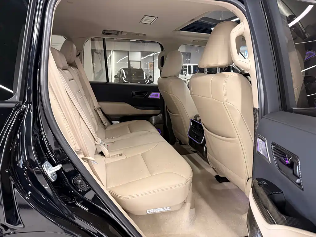 Toyota Land Cruiser 2025 — фото 10