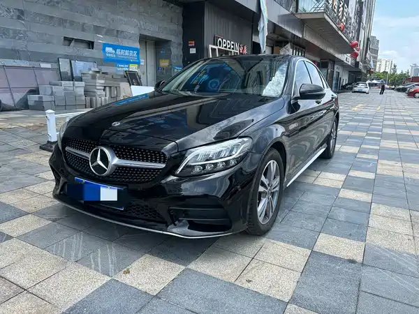Mercedes-Benz C-Class 2020