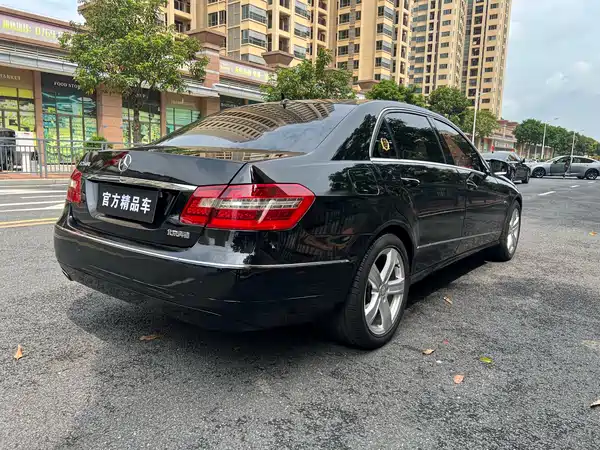 Mercedes-Benz E-Class 2012
