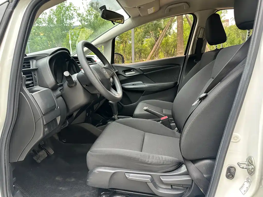 Honda Fit 2015 — фото 4