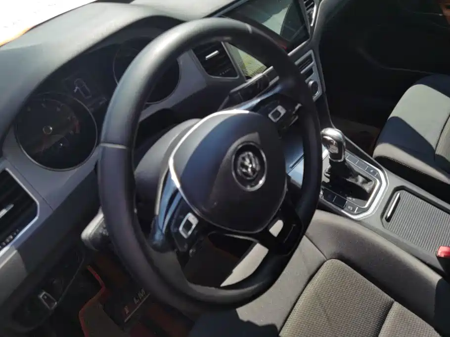 Volkswagen Golf Jialu 2016 — фото 15