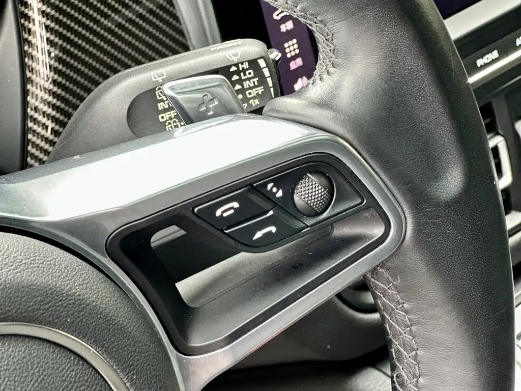 Porsche Macan 2019 — фото 25