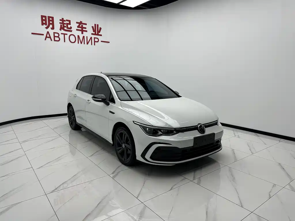 Volkswagen Golf 2023