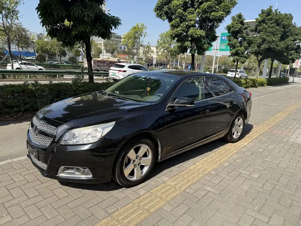 Chevrolet Malibu 2015 — фото 1