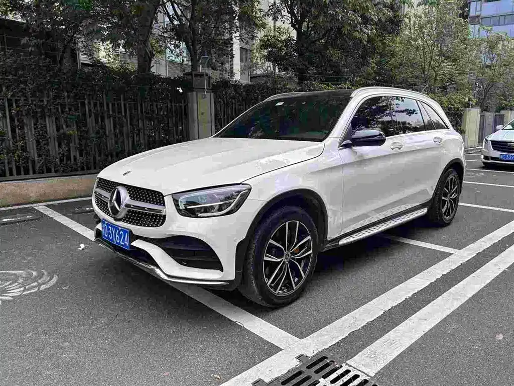 Mercedes-Benz GLC 2021 — фото 1