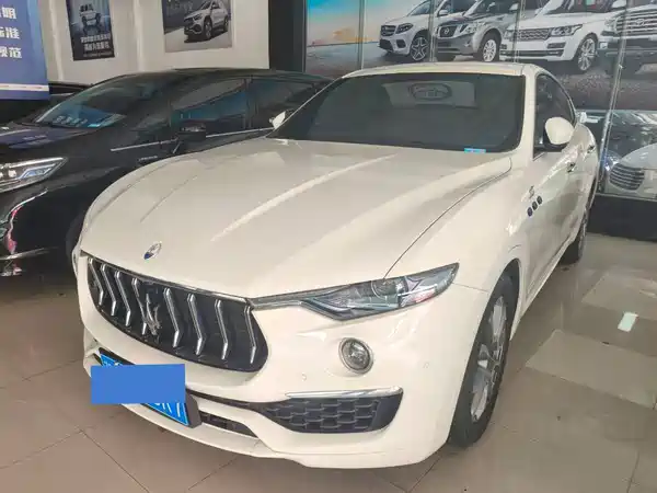 Maserati Levante 2022