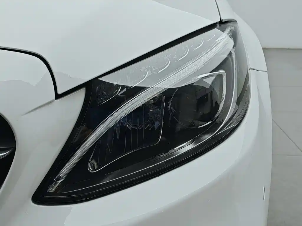 Mercedes-Benz C-Class 2017