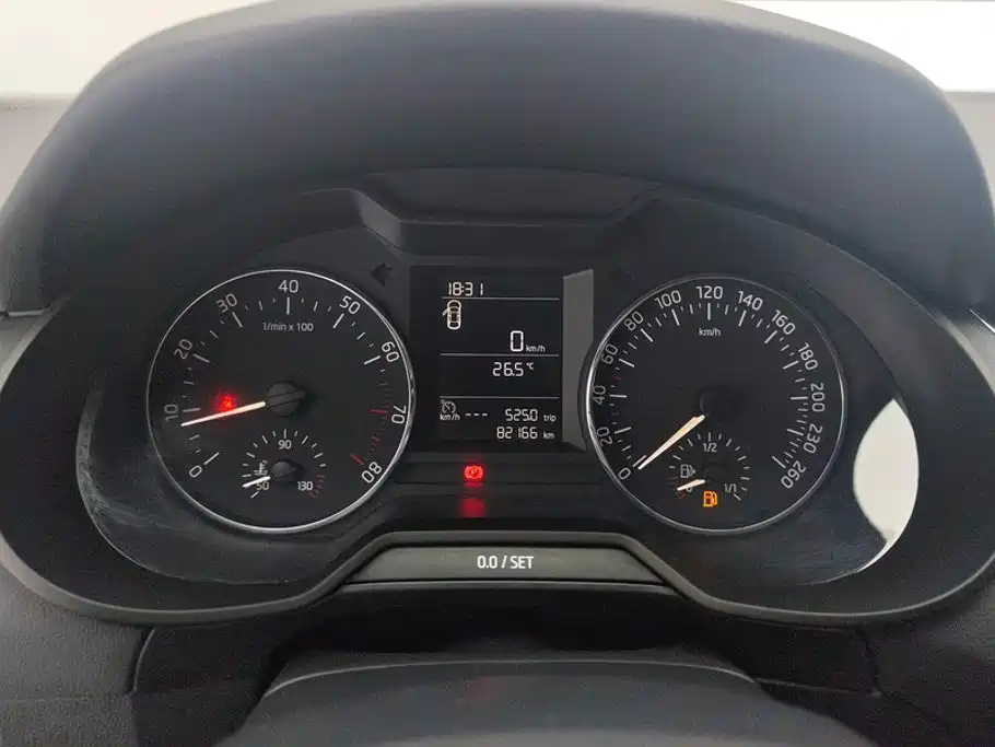 Skoda Octavia 2015 — фото 14