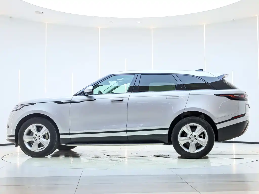 Land Rover Velar 2023 — фото 4