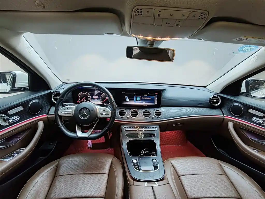 Mercedes-Benz E-Class 2019 — фото 10