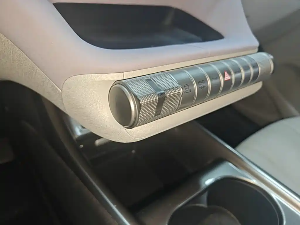 BYD Dolphin 2022 — фото 14