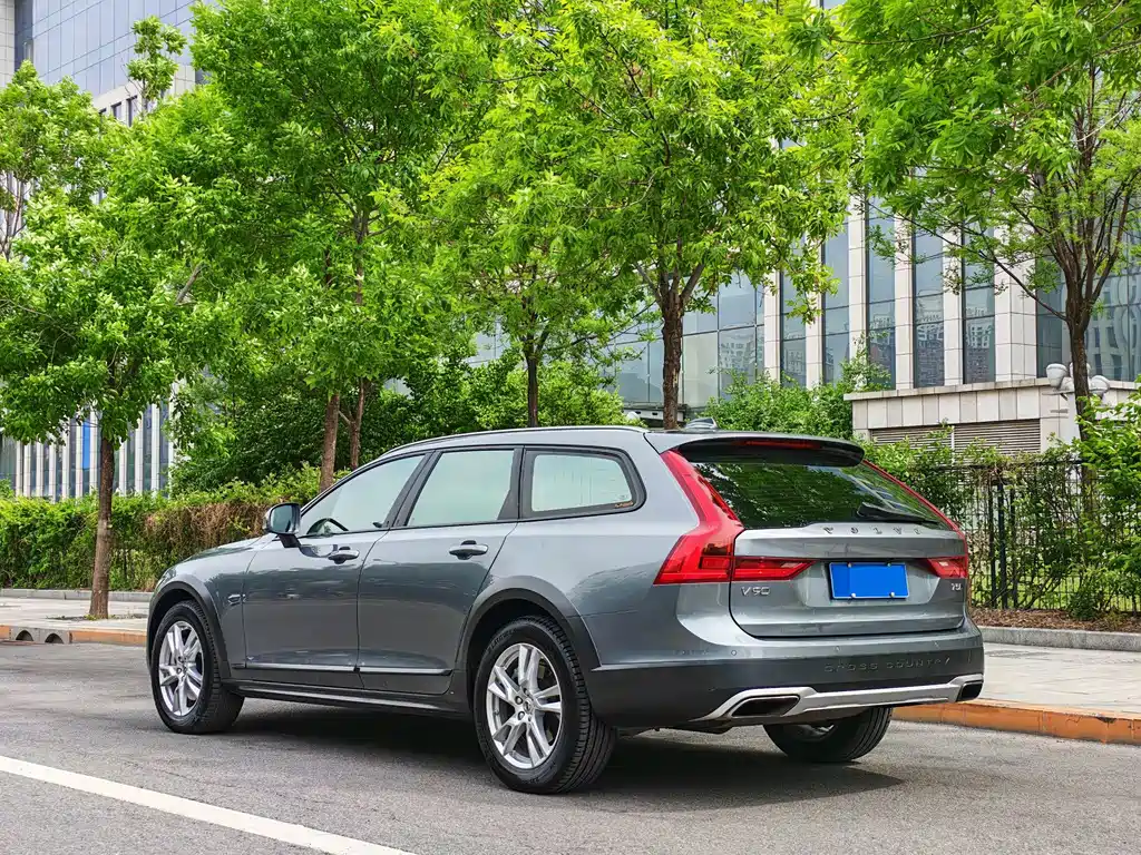 Volvo V90 2018 — фото 4