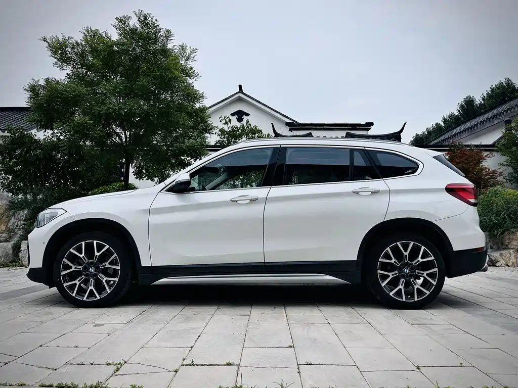 BMW X1 2020 — фото 7